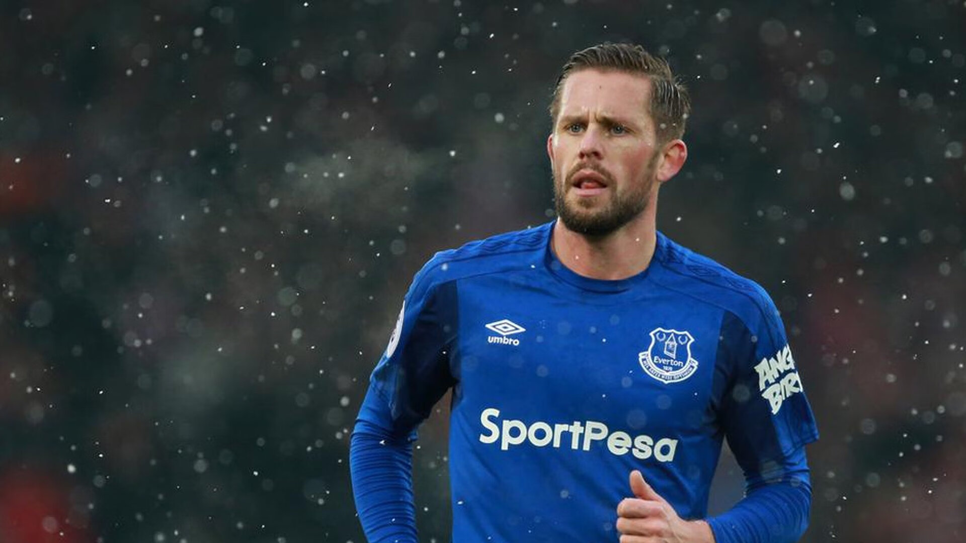 猛龙压制雄鹿，乔治化身关键先生，改写系列赛格局