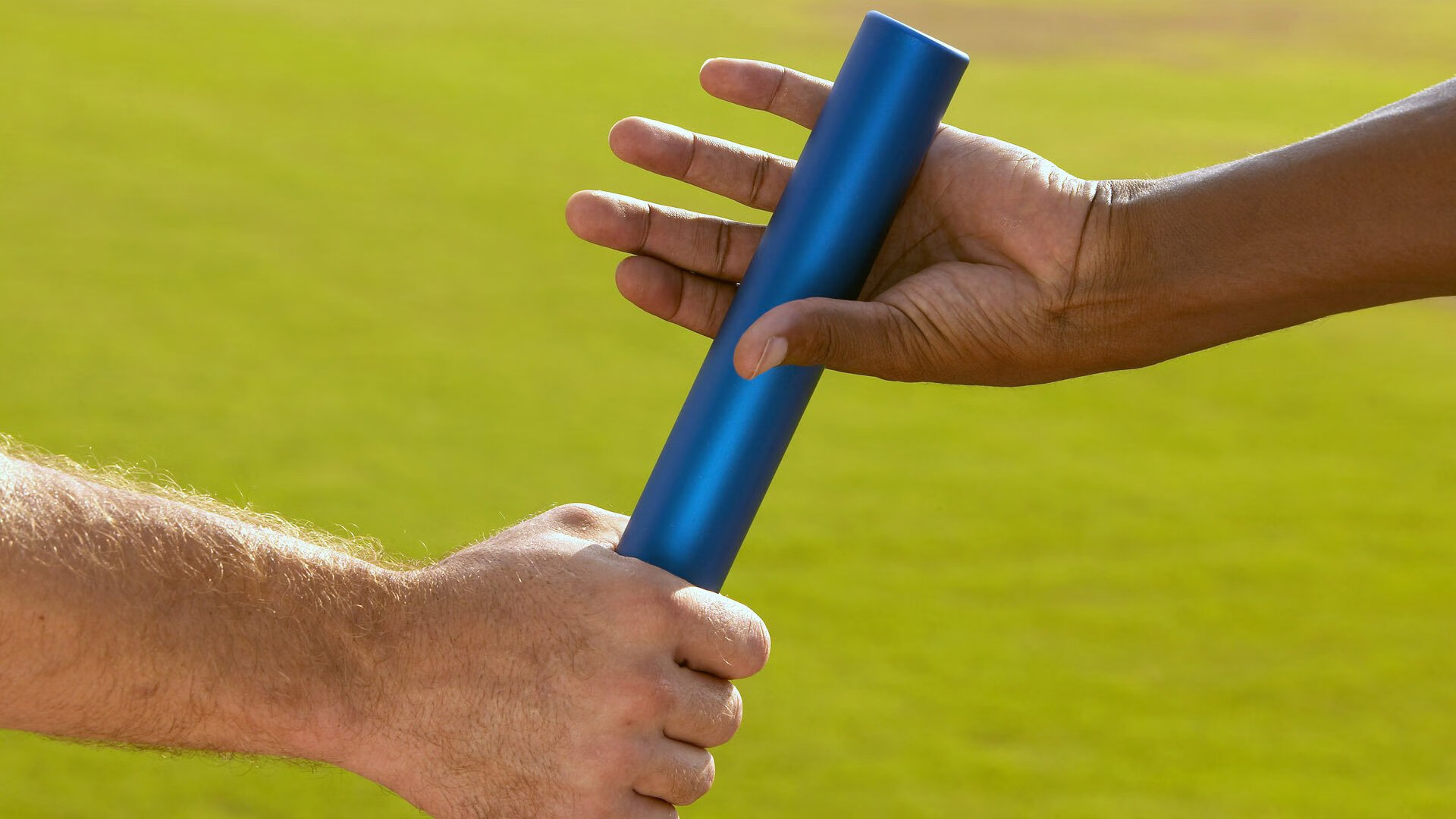 赛道上的篮球巨星，杜兰特之夜如何点燃F1街道赛