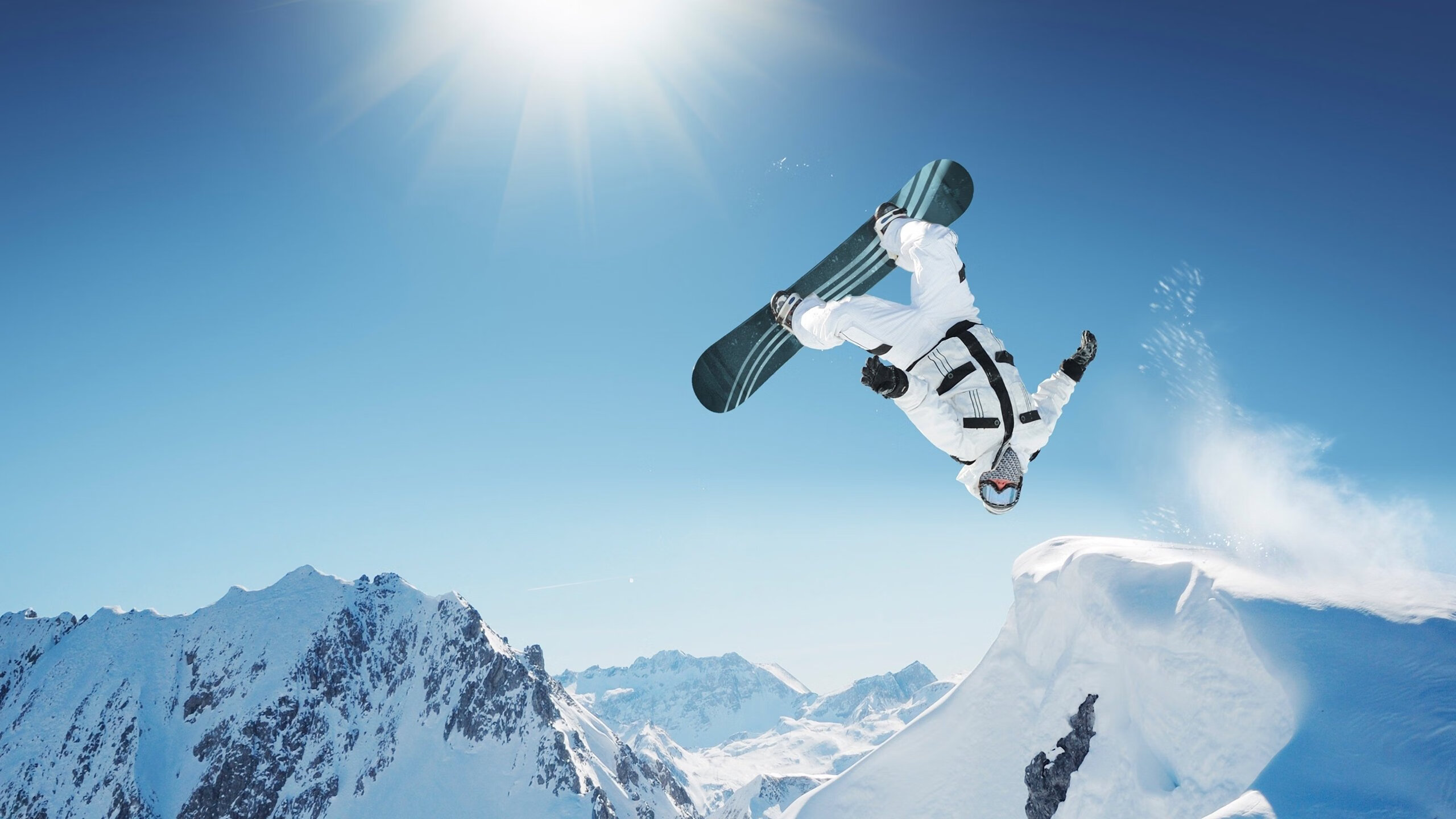 双城记，广东铁血击溃雷霆，约基奇全能率队破敌